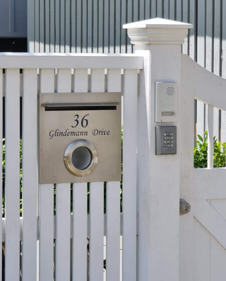 Fence Mailboxes
